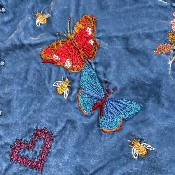 Johnny Was Aria Velvet Rayon Silk Floral Embroidered Tote Bag In Light Blue - Picture 7 of 16